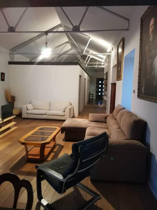 Casa Bajo El Acueducto Con Plaza De Garaje Βίλα Σεγκόβια Εξωτερικό φωτογραφία