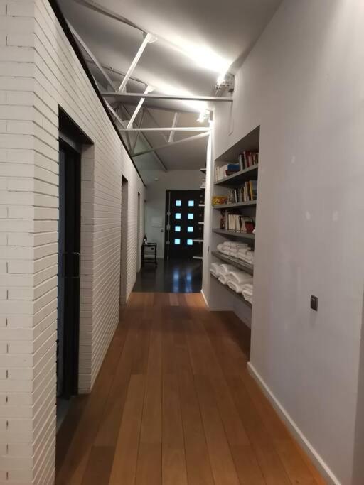 Casa Bajo El Acueducto Con Plaza De Garaje Βίλα Σεγκόβια Εξωτερικό φωτογραφία