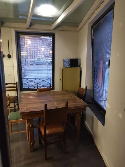 Casa Bajo El Acueducto Con Plaza De Garaje Βίλα Σεγκόβια Εξωτερικό φωτογραφία